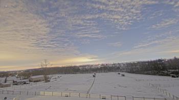 Weather camera view of Orchard Hill.