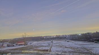Weather camera view of Orchard Hill.