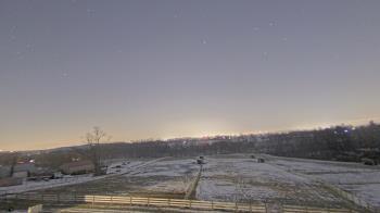 Weather camera view of Orchard Hill.