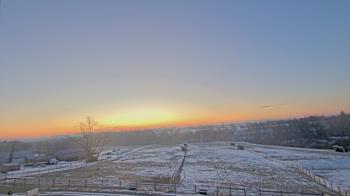 Weather camera view of Orchard Hill.