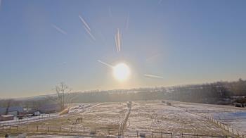 Weather camera view of Orchard Hill.