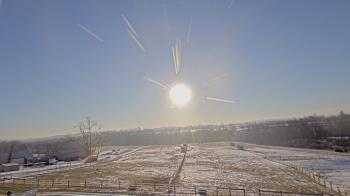 Weather camera view of Orchard Hill.