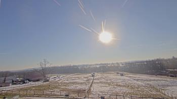 Weather camera view of Orchard Hill.