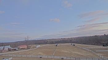 Weather camera view of Orchard Hill.