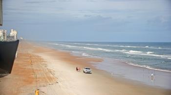 Weather camera view of Cardinal Ormond Lifeguard Station 2.