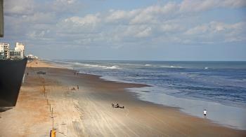 Weather camera view of Cardinal Ormond Lifeguard Station 2.