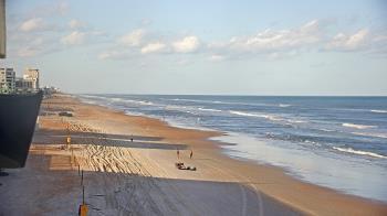 Weather camera view of Cardinal Ormond Lifeguard Station 2.