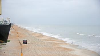 Weather camera view of Cardinal Ormond Lifeguard Station 2.