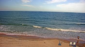 Weather camera view of Cardinal Ormond Lifeguard Station 2.