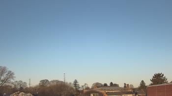 Weather camera view of Old Saybrook MS.