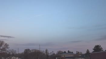 Weather camera view of Old Saybrook MS.