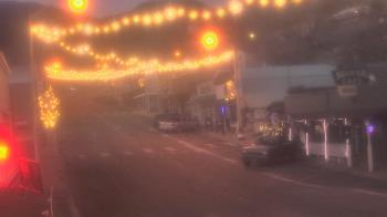 Weather camera view of Overland Hotel.