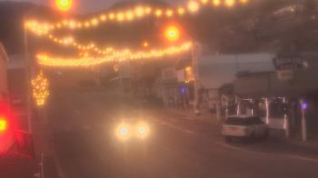 Weather camera view of Overland Hotel.