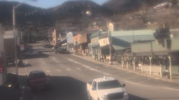 Weather camera view of Overland Hotel.