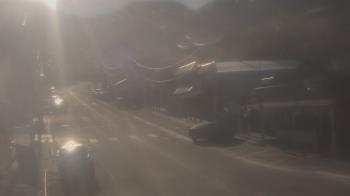 Weather camera view of Overland Hotel.