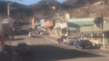 Weather camera view of Overland Hotel.