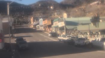 Weather camera view of Overland Hotel.