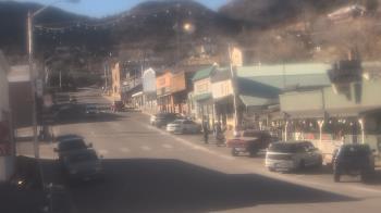 Weather camera view of Overland Hotel.