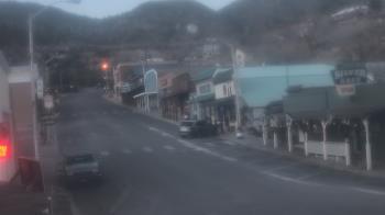 Weather camera view of Overland Hotel.