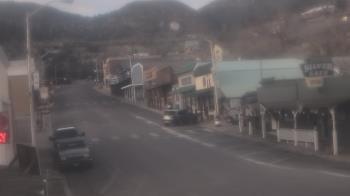 Weather camera view of Overland Hotel.