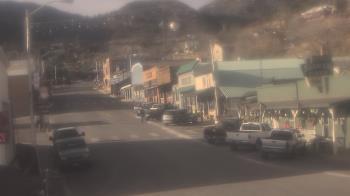 Weather camera view of Overland Hotel.