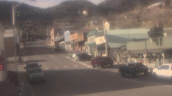 Weather camera view of Overland Hotel.