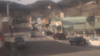 Weather camera view of Overland Hotel.