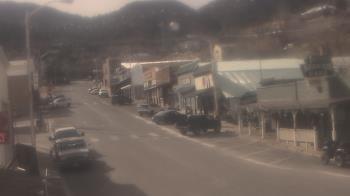 Weather camera view of Overland Hotel.
