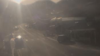 Weather camera view of Overland Hotel.