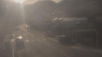 Weather camera view of Overland Hotel.