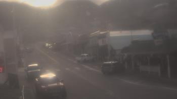 Weather camera view of Overland Hotel.