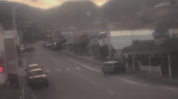 Weather camera view of Overland Hotel.