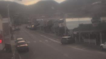 Weather camera view of Overland Hotel.