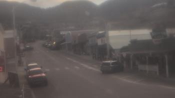 Weather camera view of Overland Hotel.