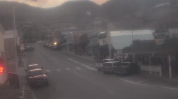 Weather camera view of Overland Hotel.