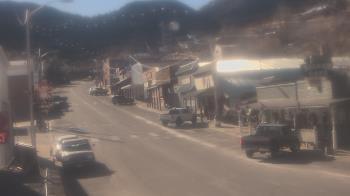 Weather camera view of Overland Hotel.