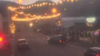 Weather camera view of Overland Hotel.