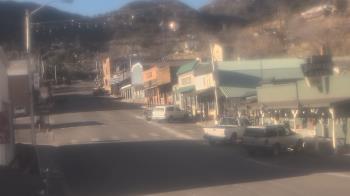 Weather camera view of Overland Hotel.