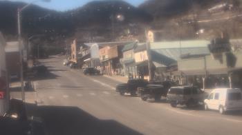 Weather camera view of Overland Hotel.