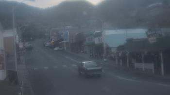 Weather camera view of Overland Hotel.