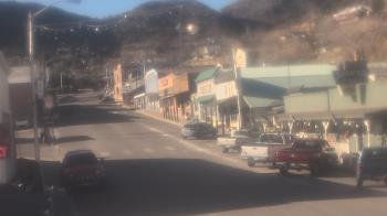 Weather camera view of Overland Hotel.