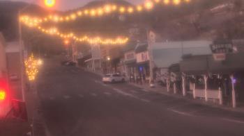 Weather camera view of Overland Hotel.