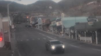 Weather camera view of Overland Hotel.