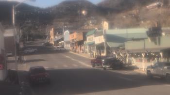 Weather camera view of Overland Hotel.