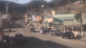 Weather camera view of Overland Hotel.