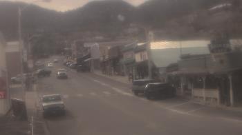 Weather camera view of Overland Hotel.