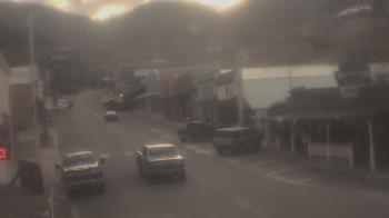 Weather camera view of Overland Hotel.