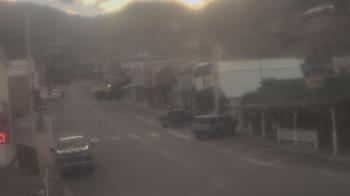 Weather camera view of Overland Hotel.