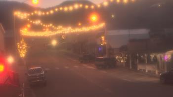 Weather camera view of Overland Hotel.