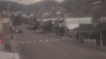 Weather camera view of Overland Hotel.
